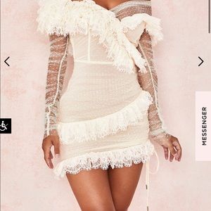 SORREL IVORY FACE FRILL MINI DRESS / WORN ONCE